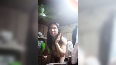 Handa na magpakantot na naman Kay daddy ng hard fucking sa loob